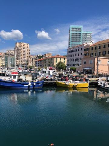 Sabrina'S Relax Fra Mare E Storia Apartment Savona Exterior photo