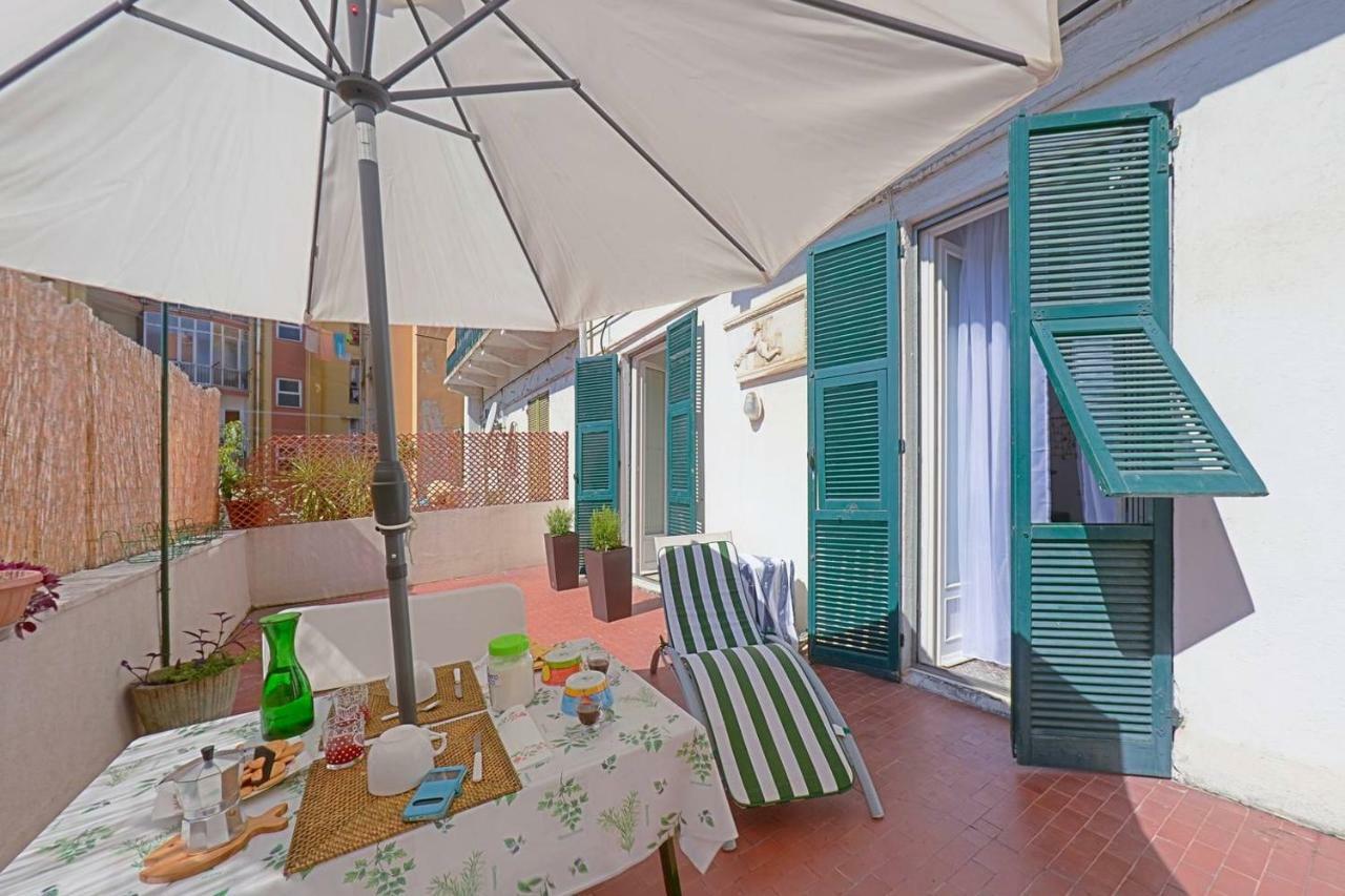 Sabrina'S Relax Fra Mare E Storia Apartment Savona Exterior photo